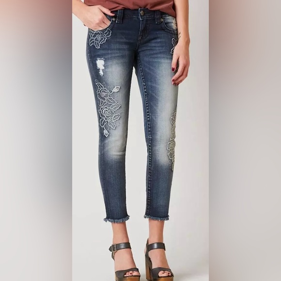 Miss Me Floral Embroidered Signature Skinny Ankle Jeans Style E7767AK2A - Picture 1 of 12